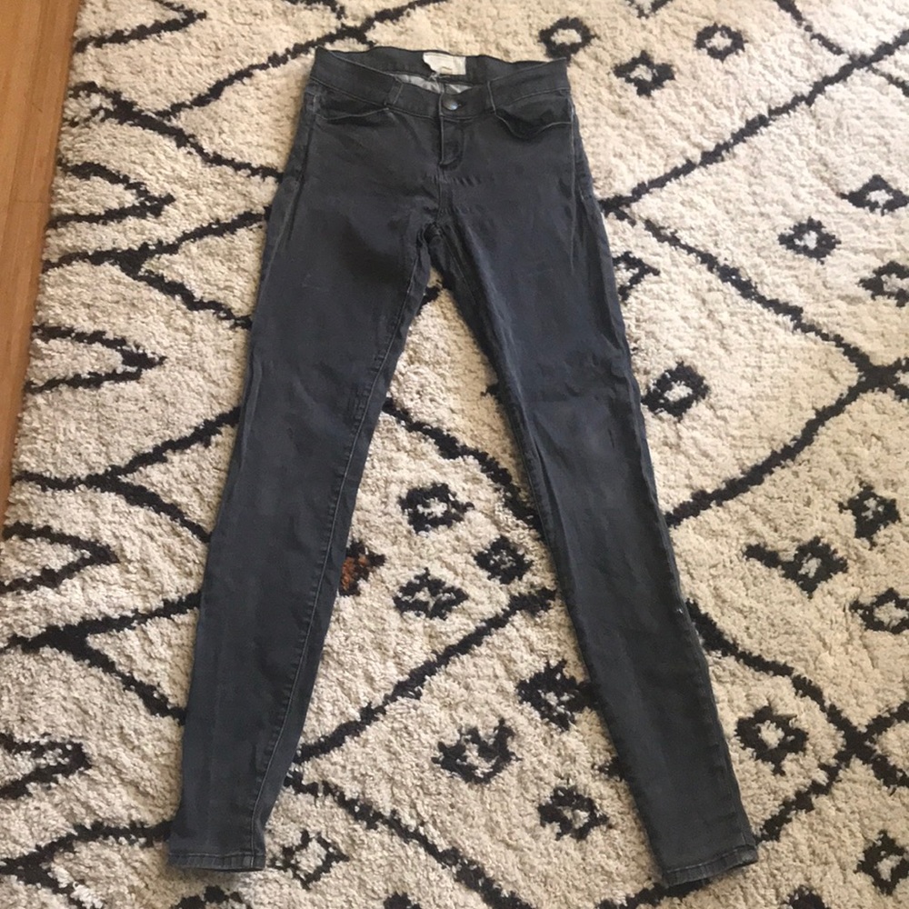 Current Elliot size 26 jean legging in matte black